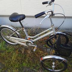 三輪車