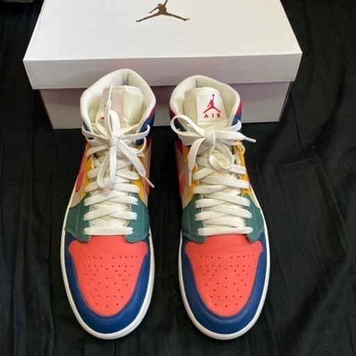 ナイキ ウィメンズ エアジョーダン1 ミッド SE 