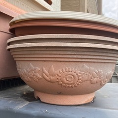 プランター　一個50円の画像