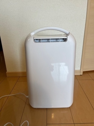 アイリスオーヤマ  衣類乾燥除湿機 IJD-H20A