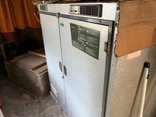 エムケー精工　米保管庫　RSF-418