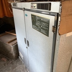 エムケー精工 米保管庫 RSF-418