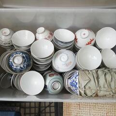 食器多数お譲り致します。無料の画像