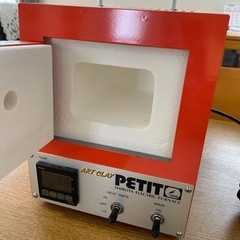 デジタル式自動温度調節計付き電気炉の画像