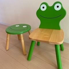 カエルの椅子2脚