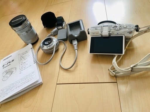 OLYMPUS E-PL6
