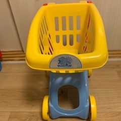 スーパーのカートのおもちゃ
