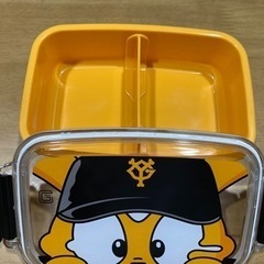 巨人・ジャビット君・ランチBOX &ヘルメットカップ&缶セット！！の画像