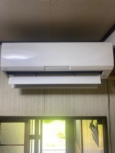 FUJITSU ルームエアコン　2018年式　中古