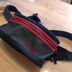 （お問い合わせ中）ウエストバッグ　COLUMBIAの画像