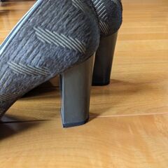 パンプス👠プールサイドの画像