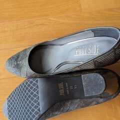 パンプス👠プールサイドの画像