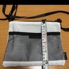 サコッシュの画像