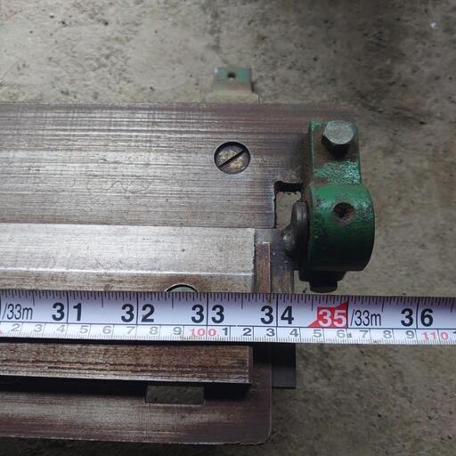 建築板金 アングルバッタ