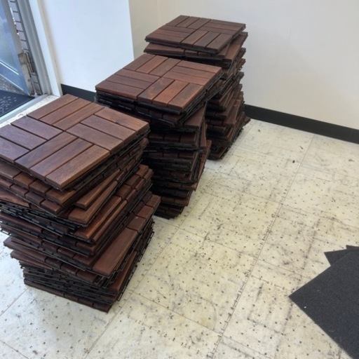 急募！！本日5/15 12:00まで　ウッドタイルお譲りします