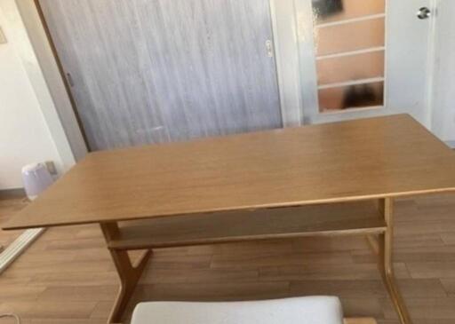 無印良品　ダイニングテーブル