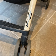 combi F2 B型ベビーカーの画像