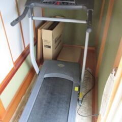 ランニングマシーン　DAIKOU　DK-862S