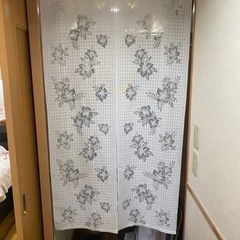 暖簾のれん。150センチ。ハイビスカス🌺レース白
