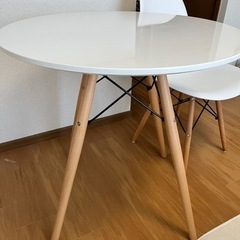 【取引中】ダイニングテーブルの画像