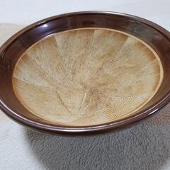 大皿とすり鉢です。の画像