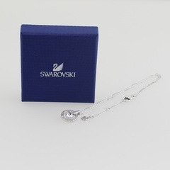 SWAROVSKI  Lovenderペンダント 1039065【新品】の画像