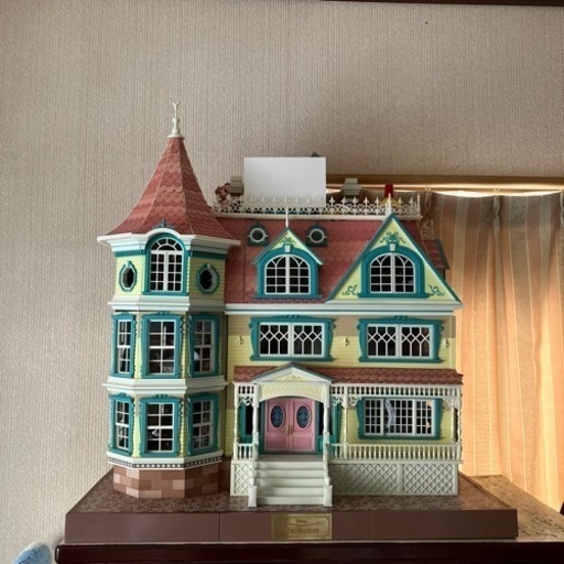 ディズニー　ドールハウス