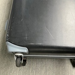 スーツケースの画像