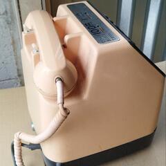 ピンクの電話の画像