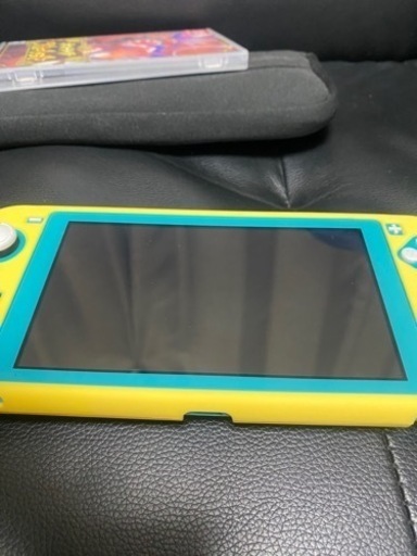 ニンテンドー　Switchライト