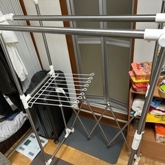 ハンガーラック