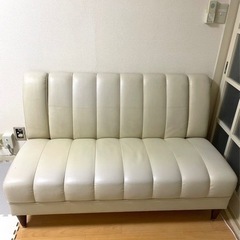 ソファー（クリーム色）⭐︎最終お値下げの画像