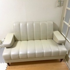 ソファー（クリーム色）⭐︎最終お値下げの画像