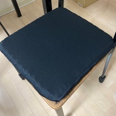 【引渡し先決定】美品 ゲルクッション座布団の画像