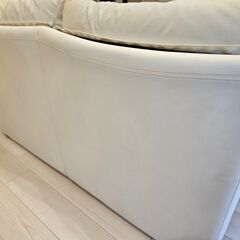 大塚家具購入　イタリア製ホワイト本革ソファ　引き取り希望の画像