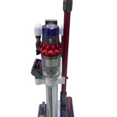 早い者勝ち‼️Dyson V10 SV12掃除機フロアドック付きの画像