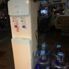 ウォーターサーバー(話早い方値下げします)