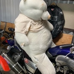 大きなプーさんのぬいぐるみ