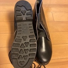 (未使用)安全靴26㎝の画像