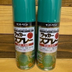 ラッカースプレー　メタリックグリーン