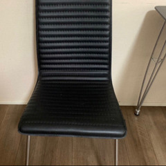 無料！中古　ニトリ ダニイニングテーブル セット　いすはおまけですの画像
