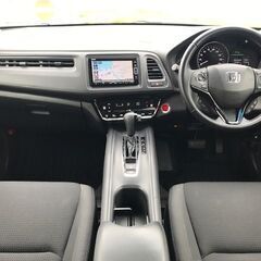 夏先取りスーパーSALE開催中！！！！コミコミ220万円！！！！R2年　ホンダ　ヴェゼル　Xホンダセンシング　４ＷＤ　１オーナー　純正ディーラーナビ　ＣＤ　ＤＶＤ　ＢＴ　フルセグＴＶ　Ｂカメラ　軽減ブレーキ　レーンキープ　クルコン　Ａストップ　Ｆデアイザー　シートヒータ　ＬＥＤ　ＥＴＣ　純正エンスタ　スペアキの画像