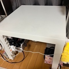 IKEA テーブル