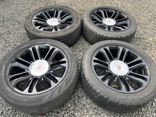 エスカレードプラチナム純正？　22インチホイール、タイヤ