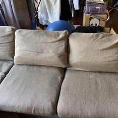 ３～４人掛けのカウチソファお譲りします。