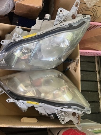180クラウンアスリート　ヘッドライト　〜値下げしました〜