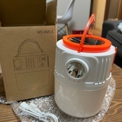 モバイルバッテリーとして使える多機能ランタンの画像