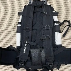 DAKINE HERI PRO バックパック　ショーンホワイトサイン入りの画像