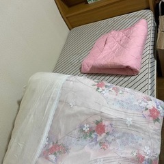 シングル　ベッド