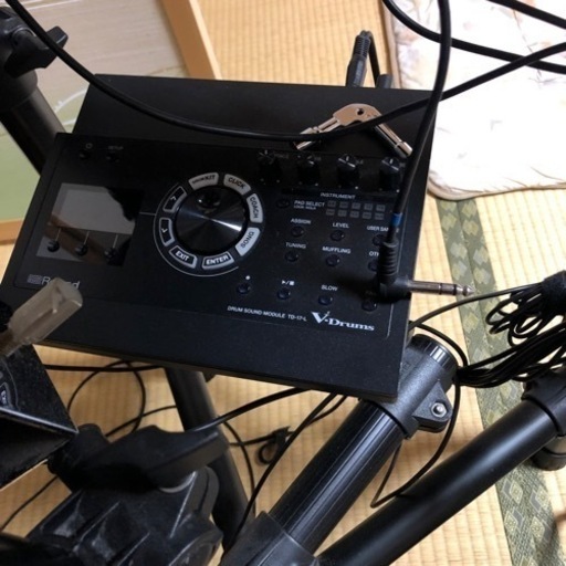 電子ドラム　Roland 高級音源モジュール付き